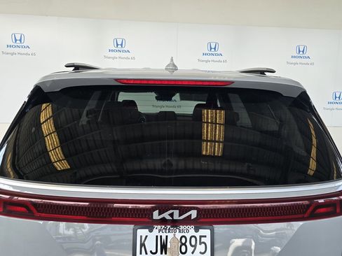 Used 2024 Kia Carnival LX image 54