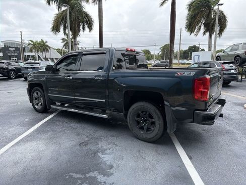Used 2017 Chevrolet Silverado 1500 LTZ Z71 w/ LTZ Plus Package AWD/4WD image 6
