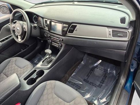 Used 2019 Kia Niro LX FWD image 17