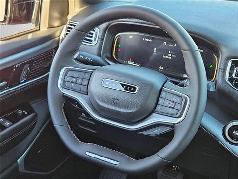 New 2025 Jeep Wagoneer Series II w/ Premium Group I image 11