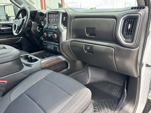 Used 2022 Chevrolet Silverado 3500 LT w/ All Star Edition AWD/4WD image 11