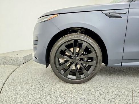 New 2026 Land Rover Range Rover Sport Dynamic SE AWD/4WD image 39