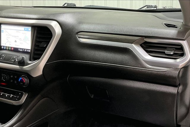 Used 2023 GMC Acadia SLT w/ Preferred Package AWD/4WD image 16