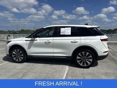 Used 2022 Lincoln Corsair Reserve w/ Equipment Group 201A image 14