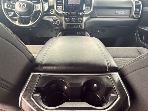 Used 2019 RAM 1500 Big Horn AWD/4WD image 27