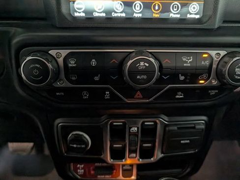 Used 2022 Jeep Gladiator Mojave w/ LED Lighting Group AWD/4WD image 20