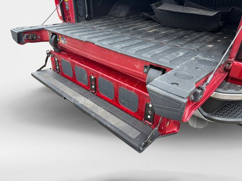 Used 2022 GMC Sierra 2500 SLE w/ SLE Convenience Package image 23