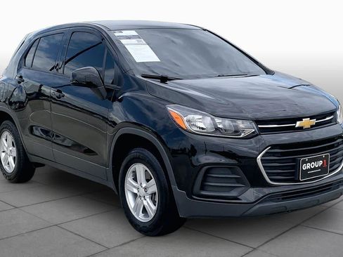 Used 2019 Chevrolet Trax LS w/ Tint and Cruise Package AWD/4WD image 3