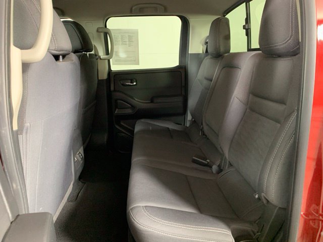 Used 2024 Nissan Frontier SV w/ Technology Package AWD/4WD image 6