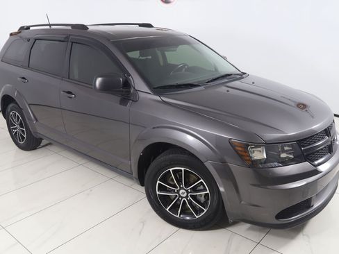 Used 2018 Dodge Journey SE w/ Popular Equipment Group FWD image 15