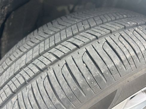 Used 2024 Hyundai Elantra SE image 5