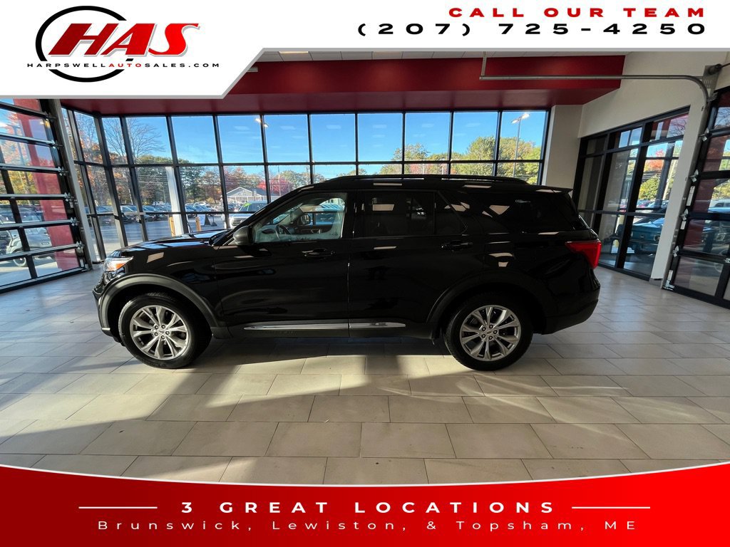 Used 2021 Ford Explorer XLT w/ Equipment Group 202A AWD/4WD image 2