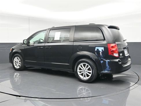Used 2019 Dodge Grand Caravan SXT FWD image 7