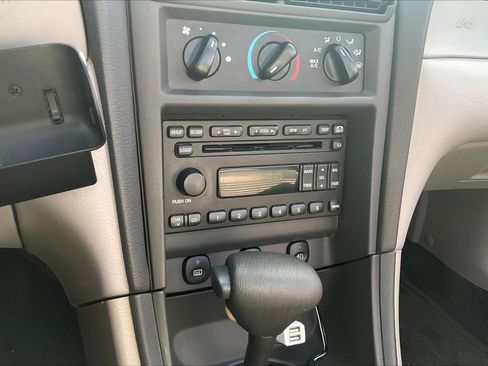 Used 2001 Ford Mustang GT Premium RWD image 14