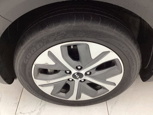 Used 2022 Kia Niro EX w/ Cold Weather Package FWD image 48