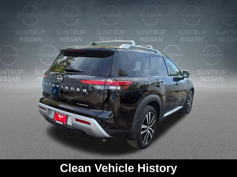 Used 2024 Nissan Pathfinder Platinum FWD image 6