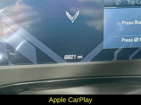 Used 2025 Chevrolet Corvette Stingray Premium Cpe w/ Z51 Performance Package RWD image 17