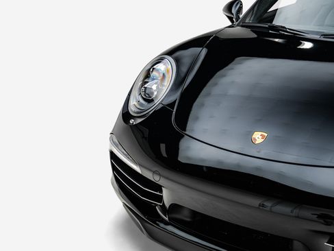 Used 2014 Porsche 911 Carrera S RWD image 19