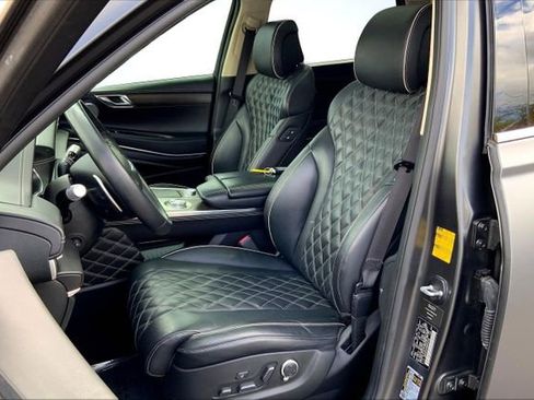 Used 2022 Genesis GV80 3.5T Prestige Signature image 29