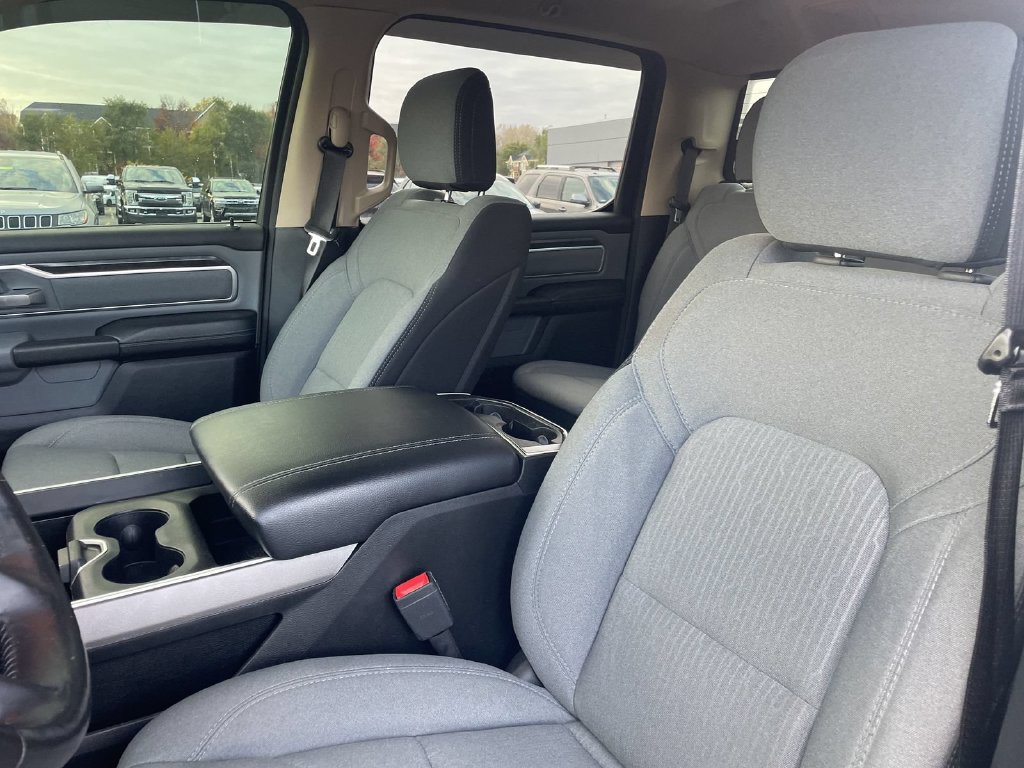 Used 2019 RAM 1500 Big Horn AWD/4WD image 9