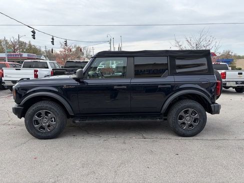 Used 2021 Ford Bronco Big Bend image 3