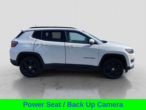 Certified 2018 Jeep Compass Latitude image 7