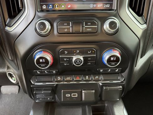 Used 2021 GMC Sierra 1500 AT4 w/ AT4 Preferred Package image 25