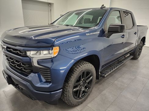 Used 2022 Chevrolet Silverado 1500 RST image 7