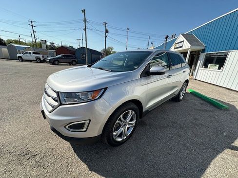 Used 2016 Ford Edge Titanium image 3
