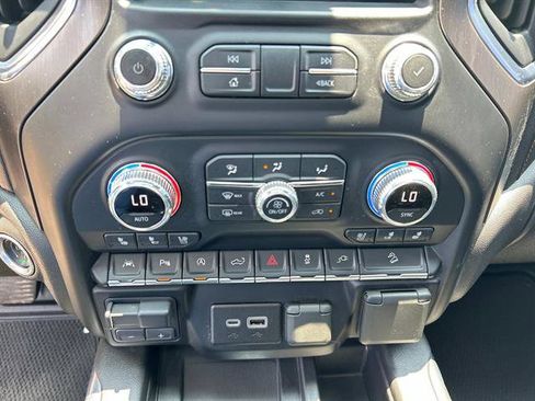 Certified 2021 GMC Sierra 1500 AT4 w/ AT4 Value Package image 34