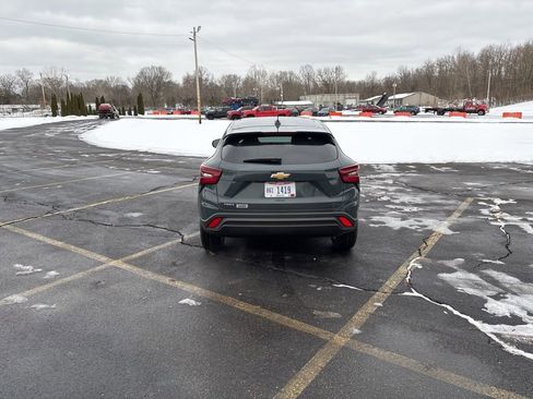 New 2026 Chevrolet Trax LS w/ LS Convenience Package image 8