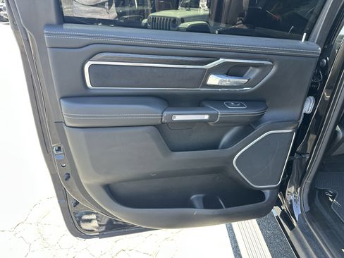 Used 2023 RAM 1500 Laramie AWD/4WD image 25