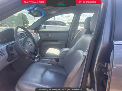 Used 2005 Buick LaCrosse CXL w/ Gold Convenience Package FWD image 9
