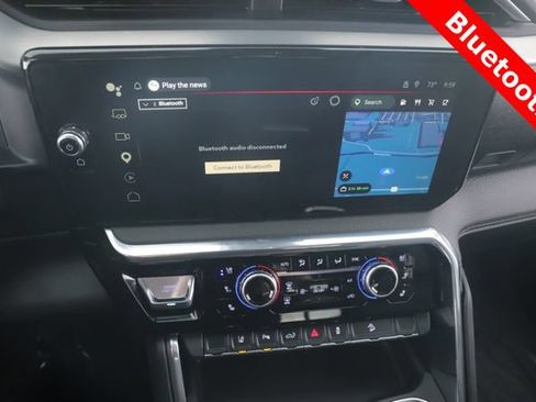 Used 2025 GMC Sierra 2500 Denali w/ Denali Reserve Package AWD/4WD image 25