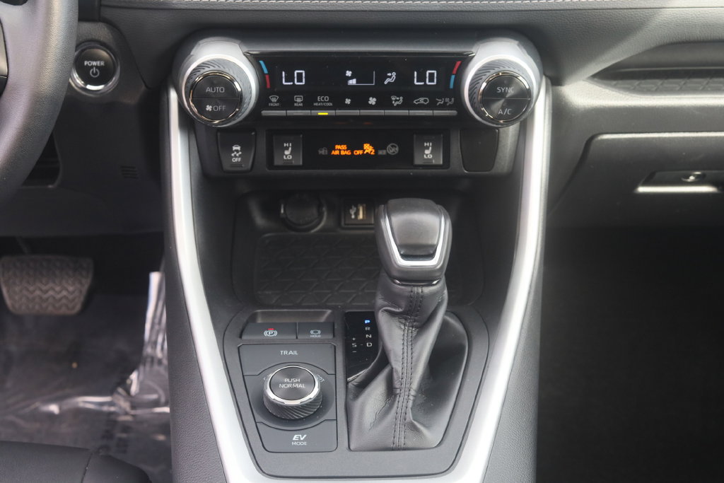Used 2024 Toyota RAV4 XLE Premium w/ Weather Package AWD/4WD image 25