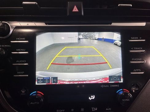 Used 2019 Toyota Camry XSE image 27