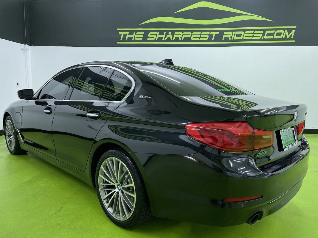 Used 2018 BMW 530e w/ Premium Package 2 RWD image 7