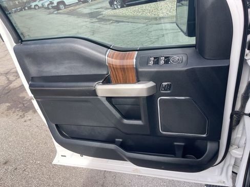 Used 2015 Ford F150 Lariat w/ Equipment Group 502A Luxury image 39