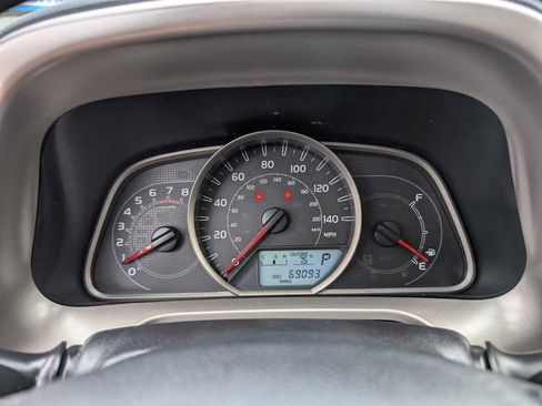 Used 2015 Toyota RAV4 LE AWD/4WD image 22