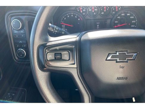 Used 2021 Chevrolet Silverado 1500 Custom Trail Boss AWD/4WD image 20