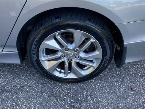 Used 2018 Honda Accord LX image 9