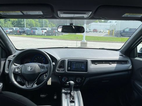 Used 2022 Honda HR-V Sport image 11