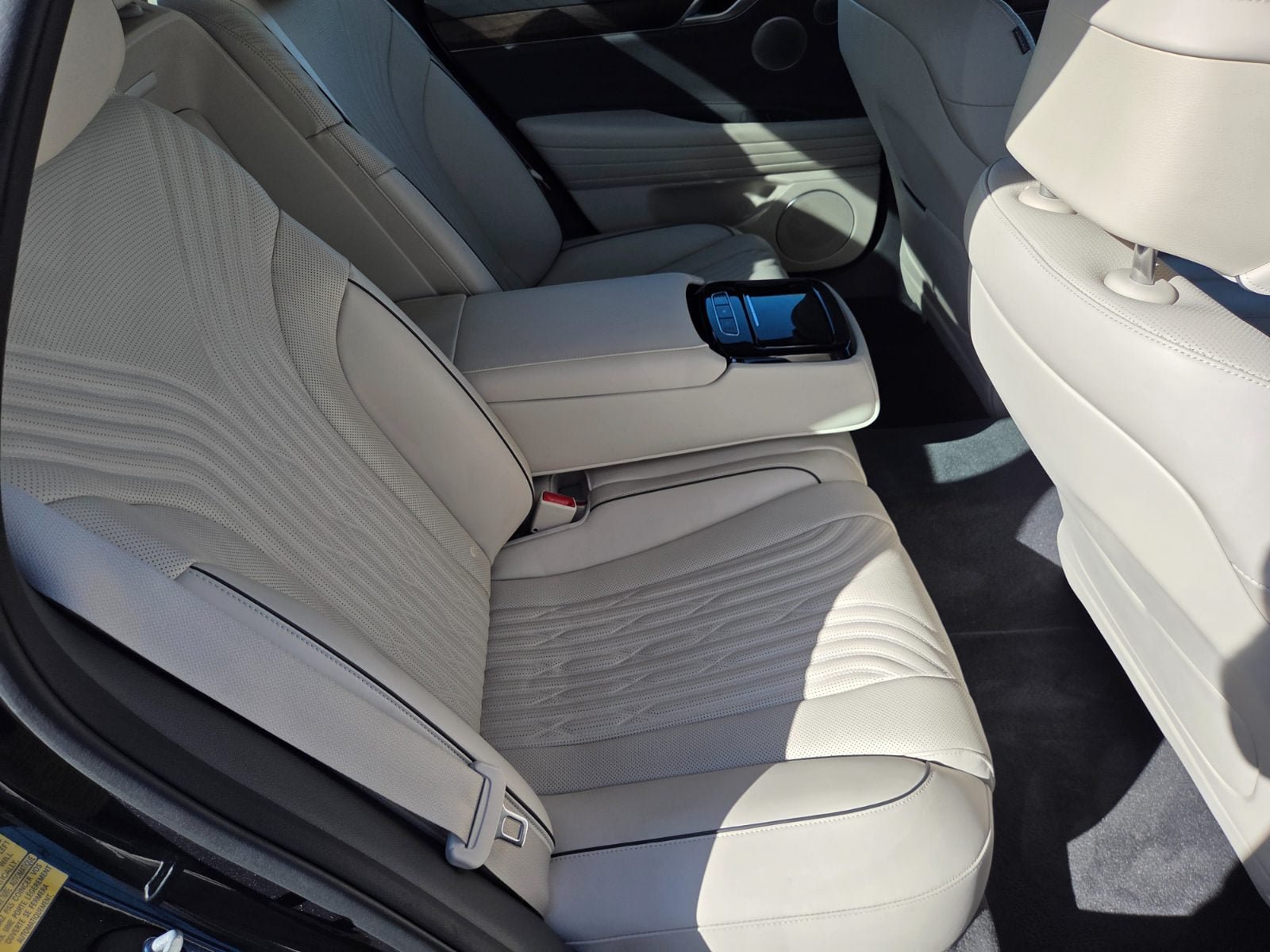 Used 2021 Genesis G80 3.5T w/ Prestige Package AWD/4WD image 13
