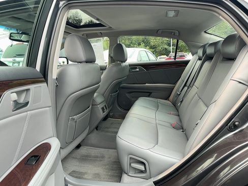 Used 2008 Toyota Avalon Limited FWD image 18