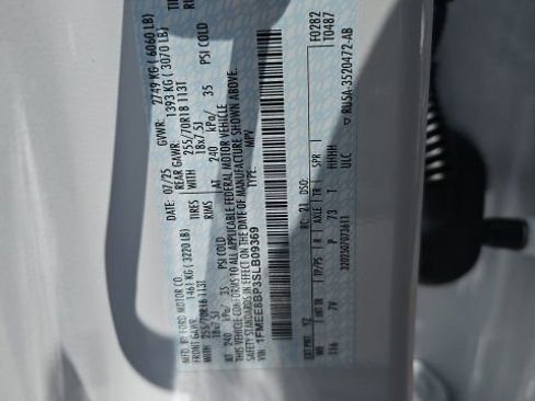 Used 2025 Ford Bronco Outer Banks AWD/4WD image 18