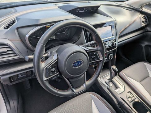 Used 2022 Subaru Crosstrek 2.0i Premium w/ Popular Package #4A AWD/4WD image 2