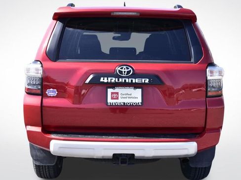 Certified 2024 Toyota 4Runner TRD Off-Road image 10