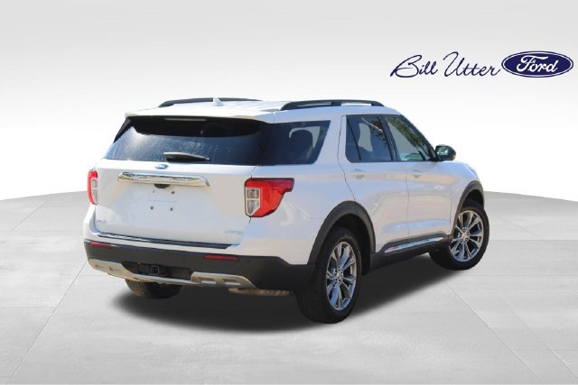 Used 2023 Ford Explorer XLT w/ Equipment Group 202A AWD/4WD image 5