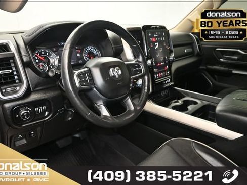 Used 2019 RAM 1500 Laramie AWD/4WD image 8