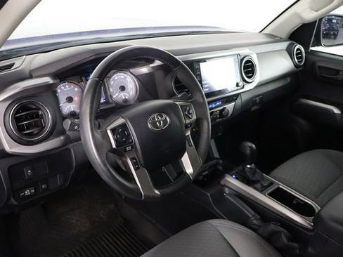 Used 2022 Toyota Tacoma SR5 w/ Technology Package RWD image 23